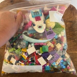 - Lego friends frozen loose pieces